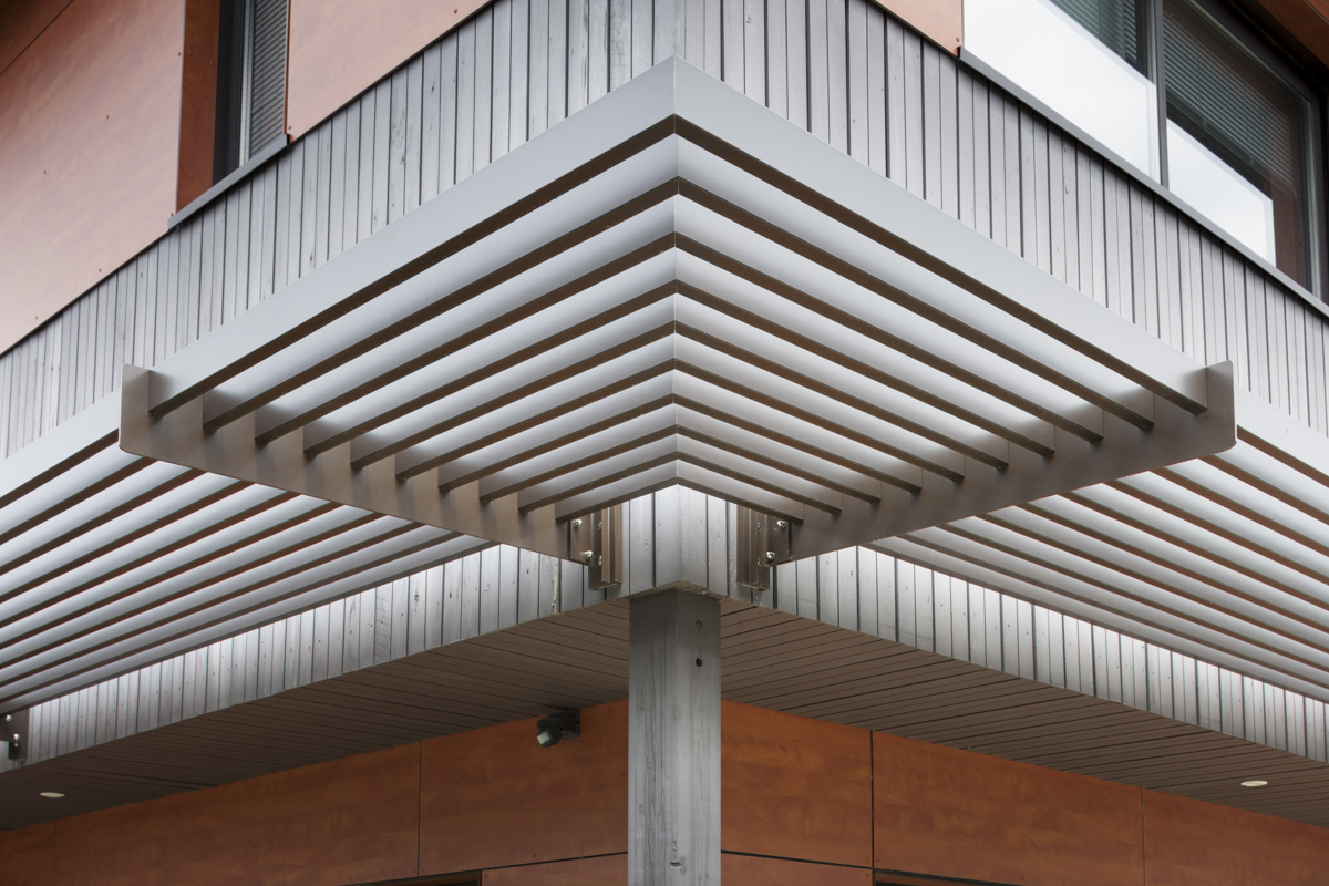 undefined brise soleil angle initial